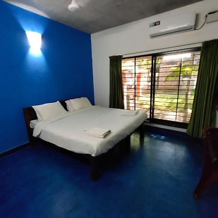 Le Tamarin Guest House Auroville Buitenkant foto