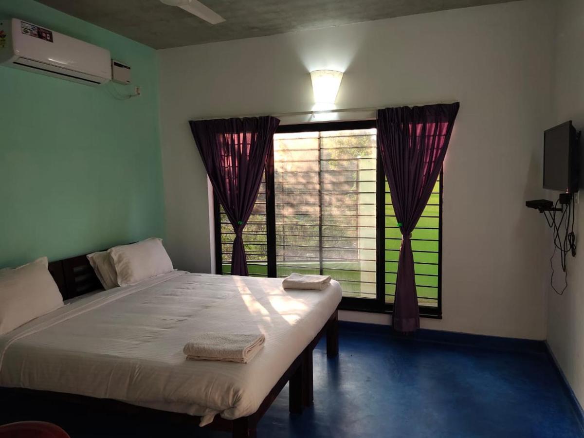 Le Tamarin Guest House Auroville Buitenkant foto